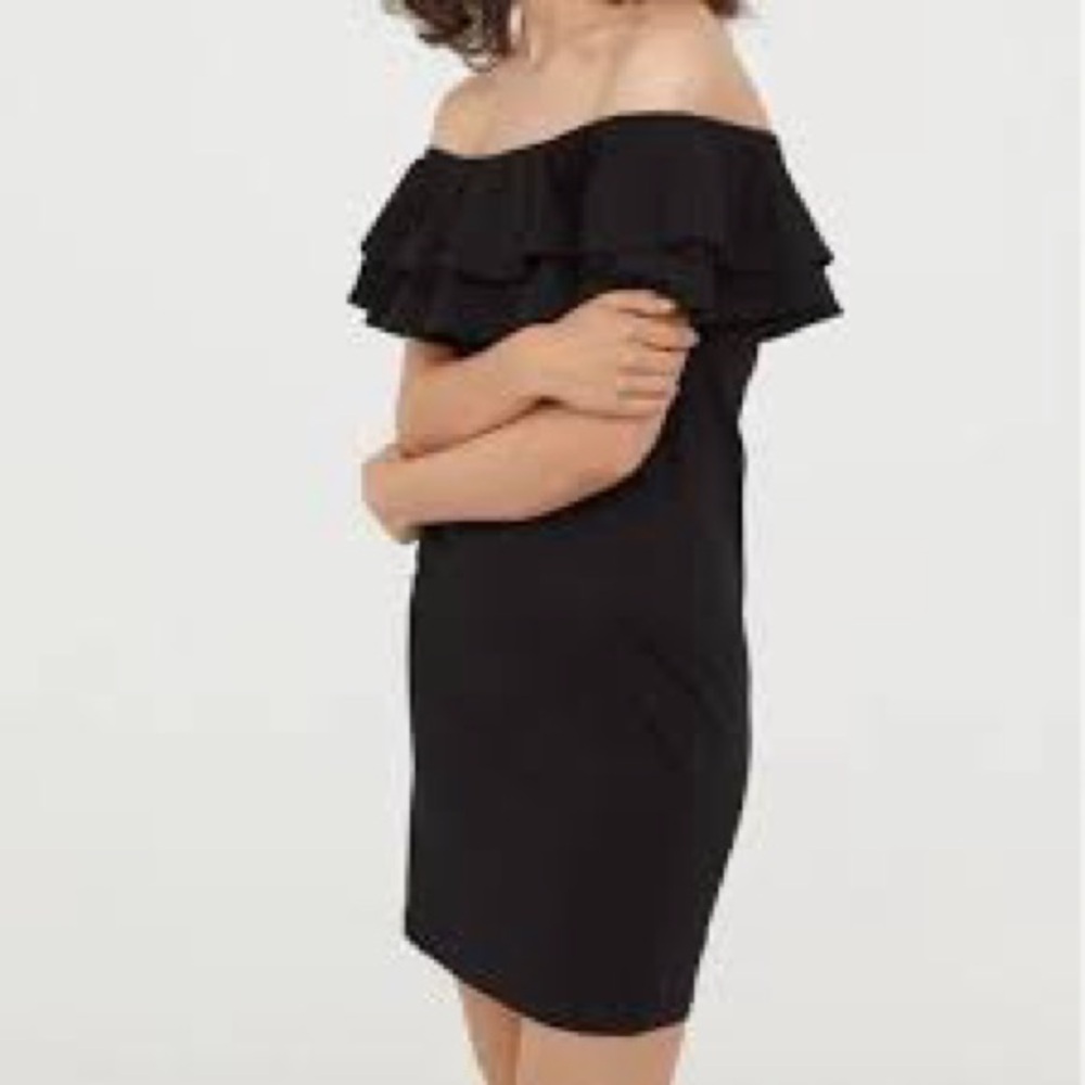 H&M Black Ruffle Off The Shoulder Jersey Knit Midi Dress - Size Medium